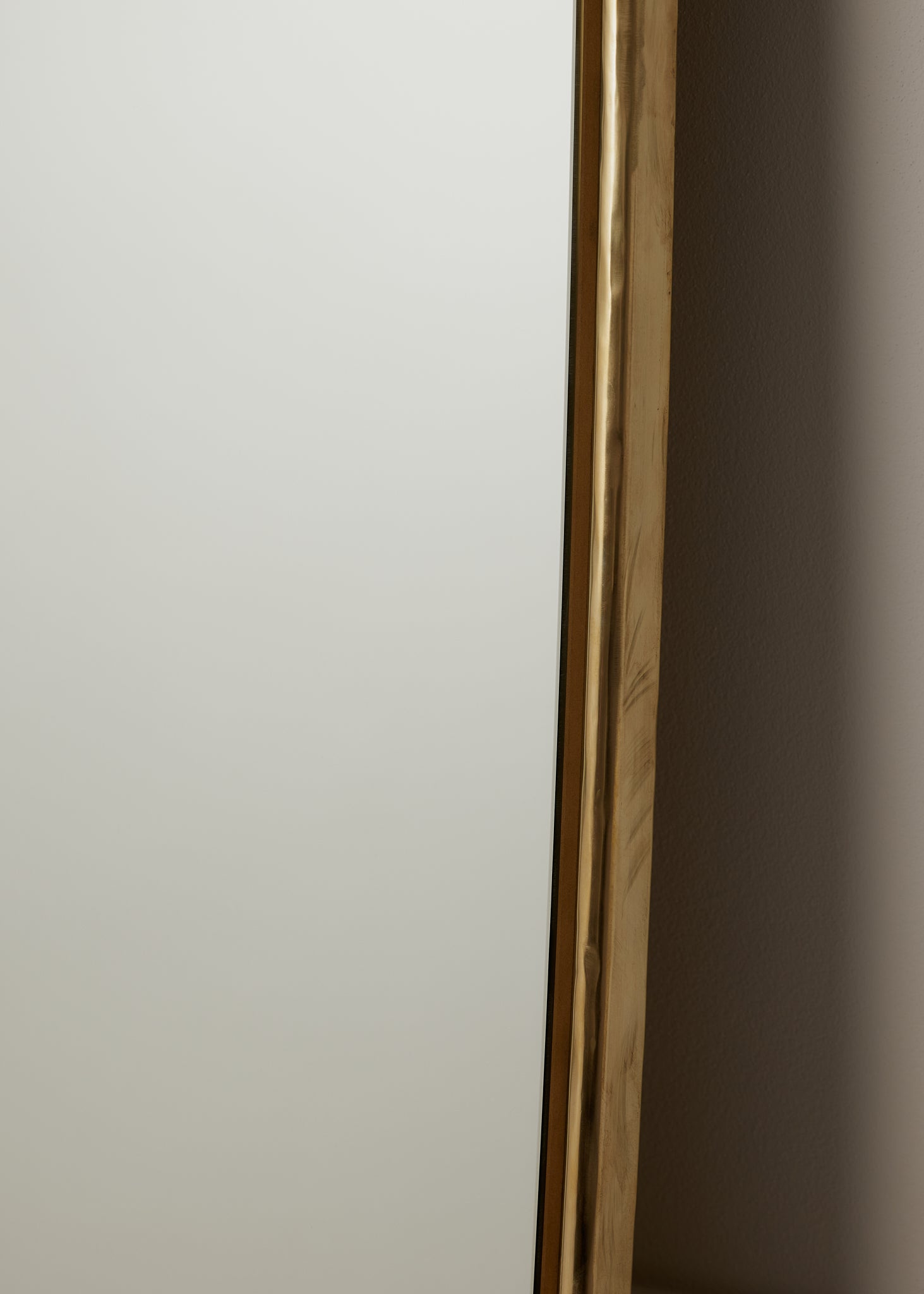 Mirror 01